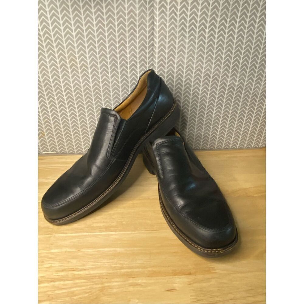 ✅Ecco Black Leather Dress slip on Loafers